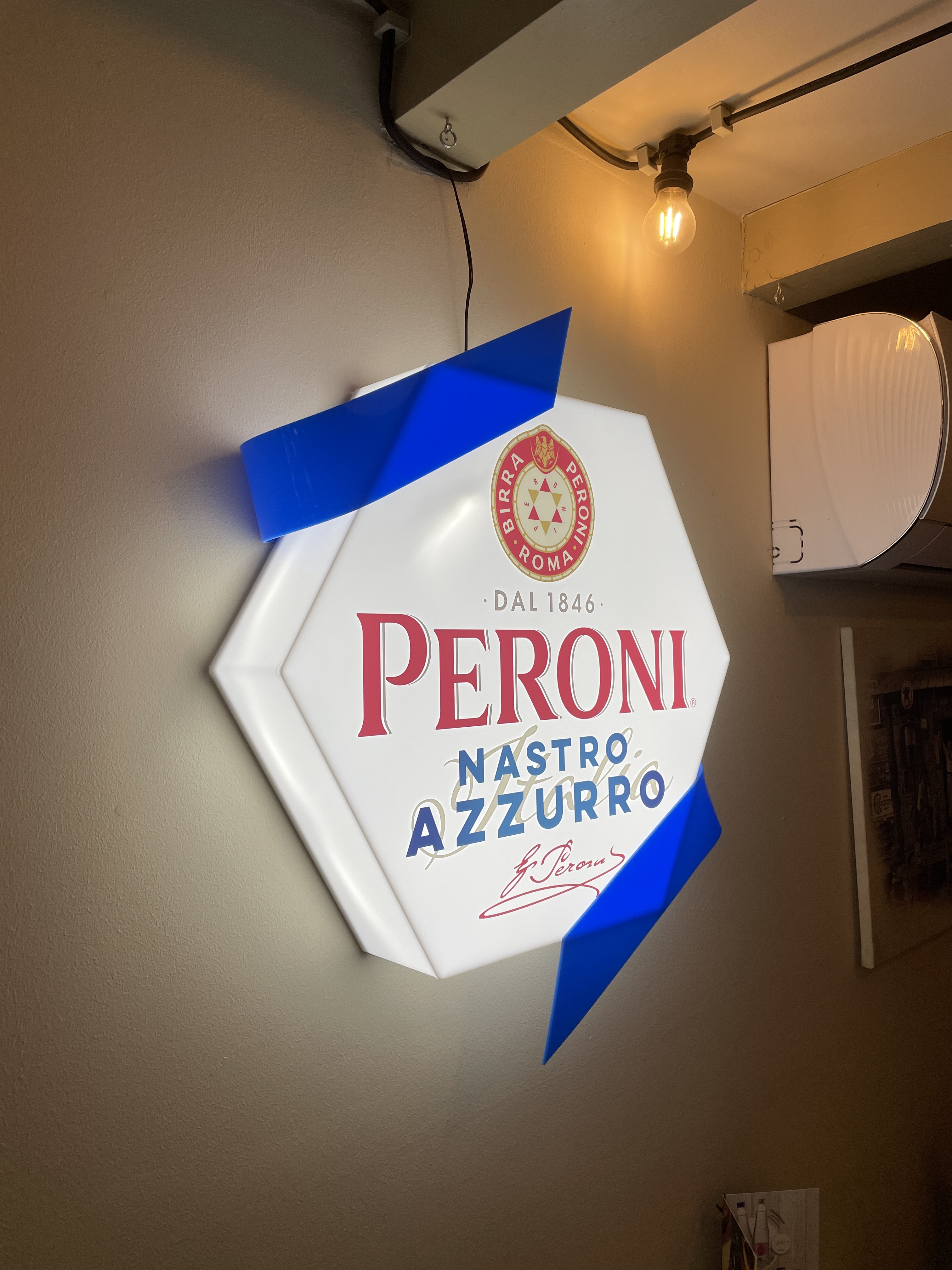 BIZOKVILL referenciamunka — Peroni tábla